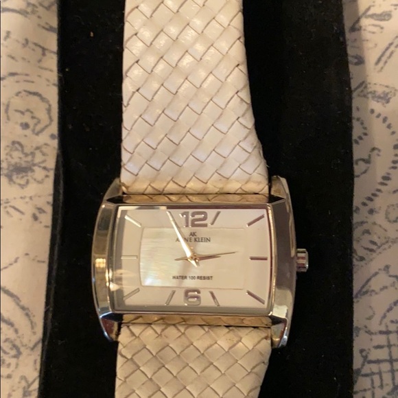 Anne Klein watch - Picture 2 of 3